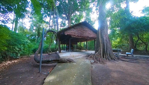 Nhà Đồng chí Phạm Hùng